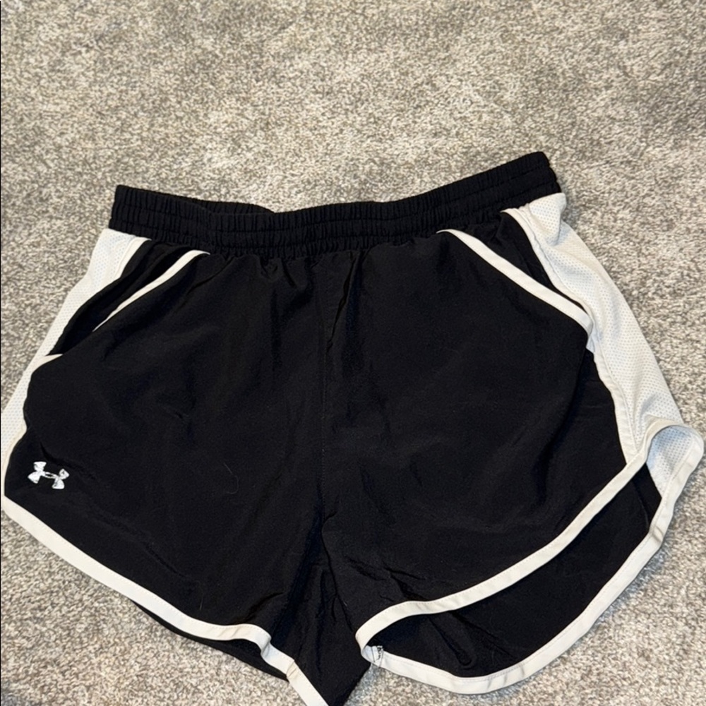 Black under armour shorts